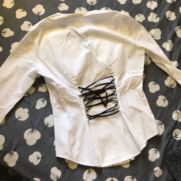 Brand new Anne Fontaine ziptop - Picture 5 of 7